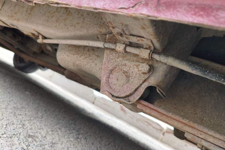 Used BAIC Weiwang M20 2014 1.5L practical type BJ415A Chassis Rear Left