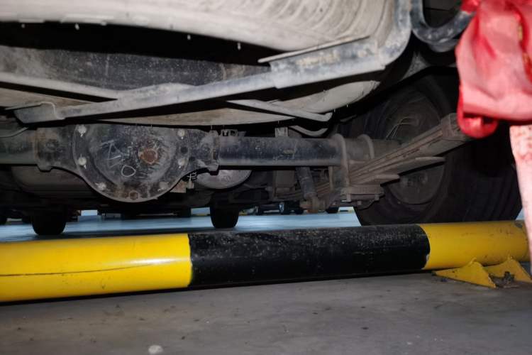 Used BAIC Weiwang M20 2014 1.5L practical type BJ415A Chassis Rear Right