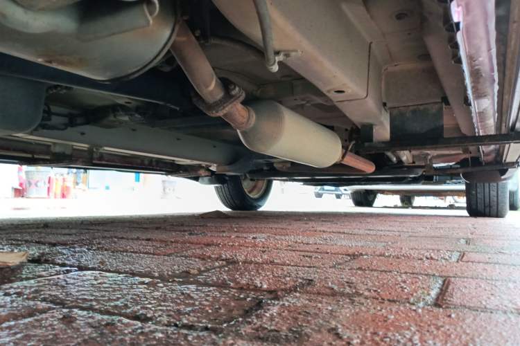 Used BAIC Weiwang M20 2014 1.5L Comfort version DAM15DL Chassis Rear Right