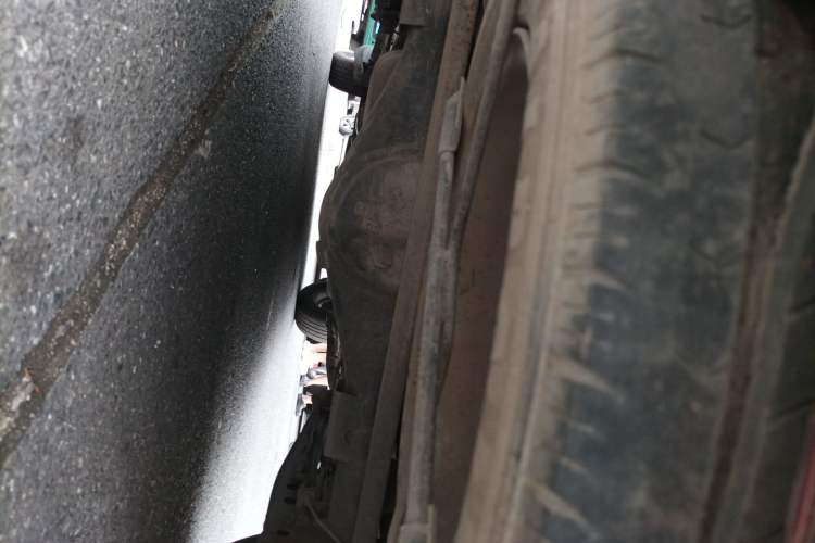 Used BAIC Weiwang M20 2014 1.5L Comfort Version BJ415B Chassis Rear