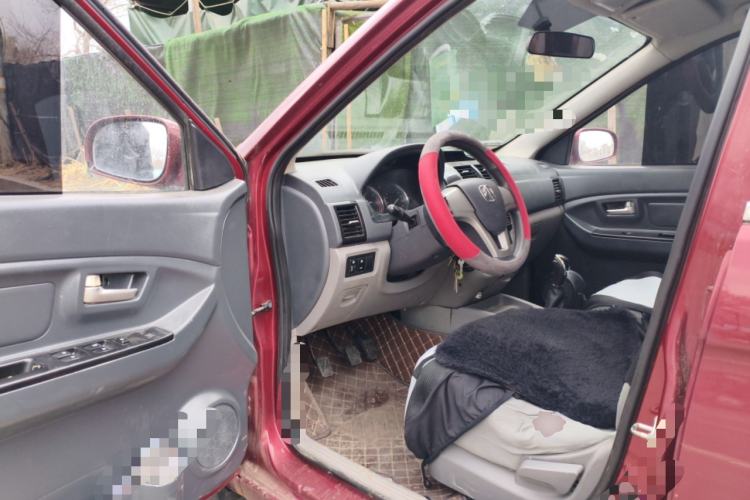 Used BAIC Weiwang M20 2014 1.5L practical type BJ415A Driver Seat