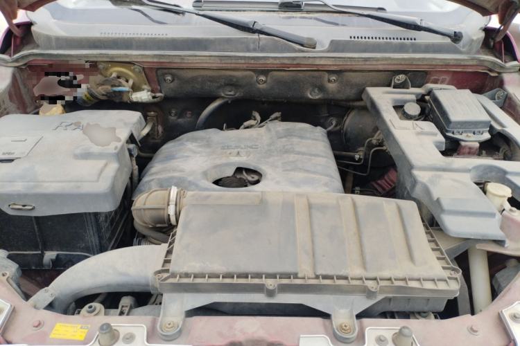 Used BAIC Weiwang M20 2014 1.5L practical type BJ415A Engine Bay