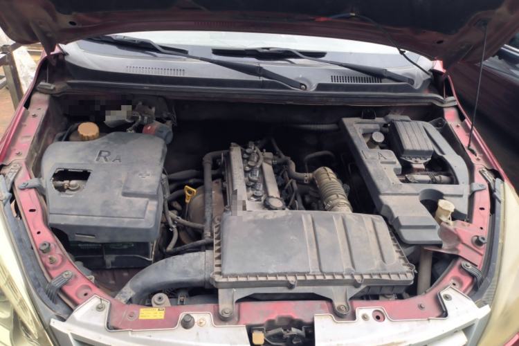 Used BAIC Weiwang M20 2014 1.5L Comfort Version BJ415B Engine Bay