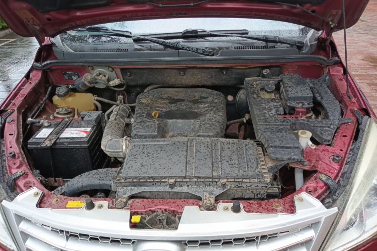 Used BAIC Weiwang M20 2014 1.5L Comfort version DAM15DL Engine Bay