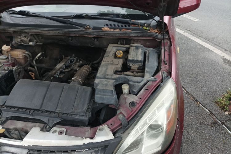 Used BAIC Weiwang M20 2014 1.5L Comfort Version BJ415B Engine Bay Left