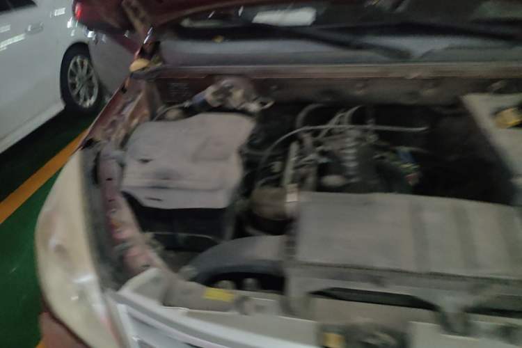Used BAIC Weiwang M20 2014 1.5L practical type BJ415A Engine Bay Right
