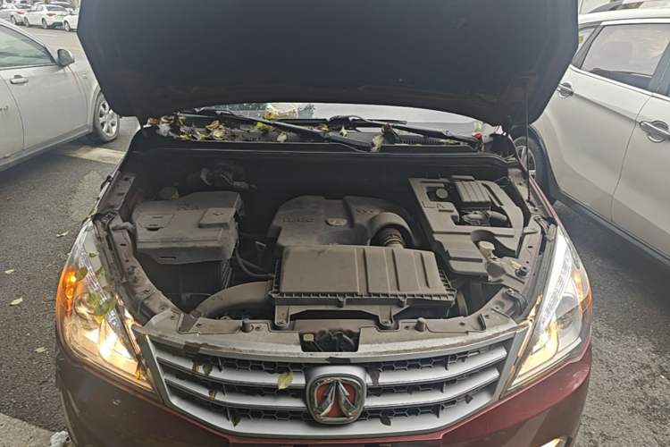 Used BAIC Weiwang M20 2014 1.5L Comfort Version BJ415B Engine Bay