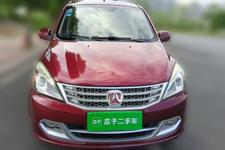 Used BAIC Weiwang M20 2014 1.5L Basic Version DAM15DL Front