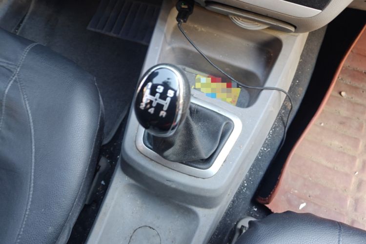 Used BAIC Weiwang M20 2014 1.5L practical type BJ415A Gear Lever