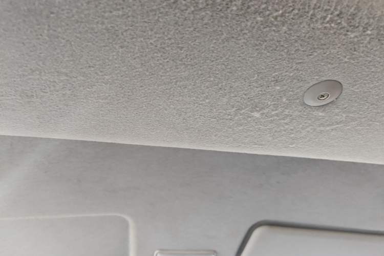 Used BAIC Weiwang M20 2014 1.5L practical type BJ415A Headliner
