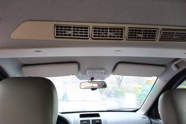 Used BAIC Weiwang M20 2014 1.5L Comfort version DAM15DL Headliner