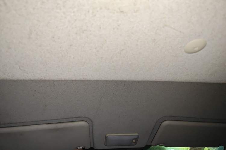 Used BAIC Weiwang M20 2014 1.5L Basic Version DAM15DL Headliner