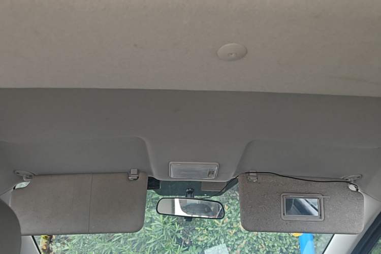 Used BAIC Weiwang M20 2014 1.5L Comfort Version BJ415B Headliner