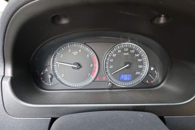 Used BAIC Weiwang M20 2014 1.5L Ultra-Luxury BJ415B Instrument Cluster