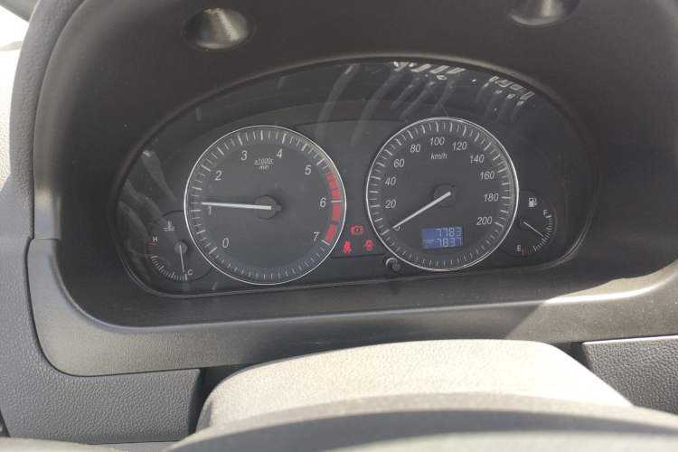 Used BAIC Weiwang M20 2014 1.5L Basic Version DAM15DL Instrument Cluster