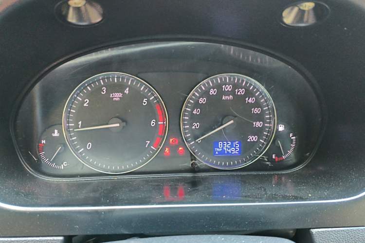 Used BAIC Weiwang M20 2014 1.5L Comfort Version BJ415B Instrument Cluster