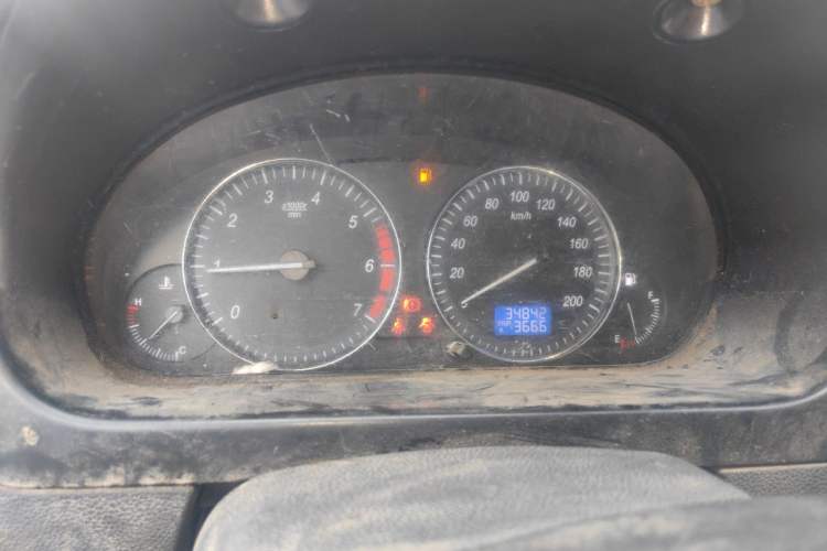 Used BAIC Weiwang M20 2014 1.5L practical type BJ415A Instrument Cluster