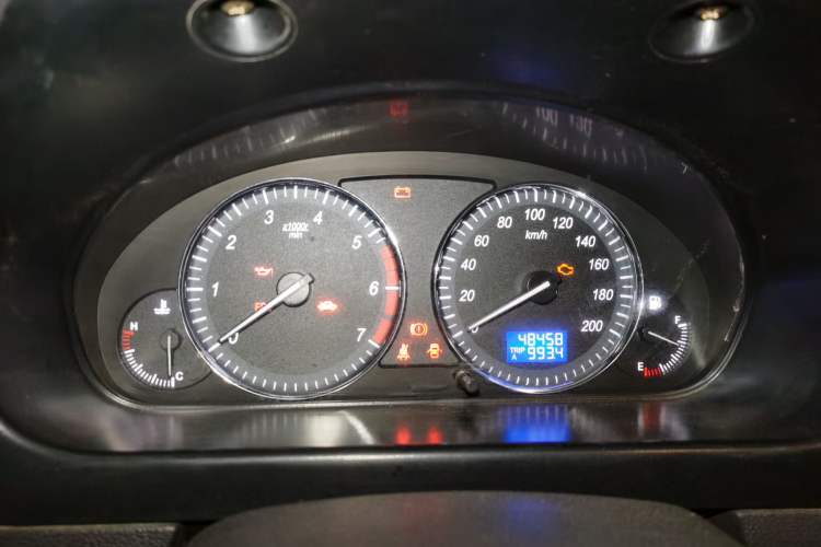 Used BAIC Weiwang M20 2014 1.5L practical type BJ415A Instrument Cluster