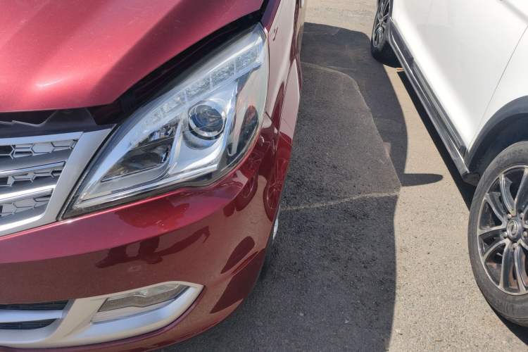 Used BAIC Weiwang M20 2014 1.5L Basic Version DAM15DL Left Front Headlight
