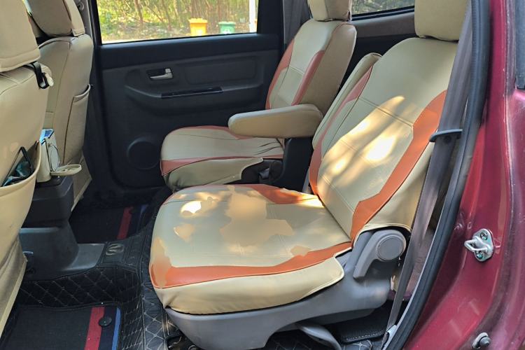 Used BAIC Weiwang M20 2014 1.5L Comfort Version BJ415B Left Rear Seat