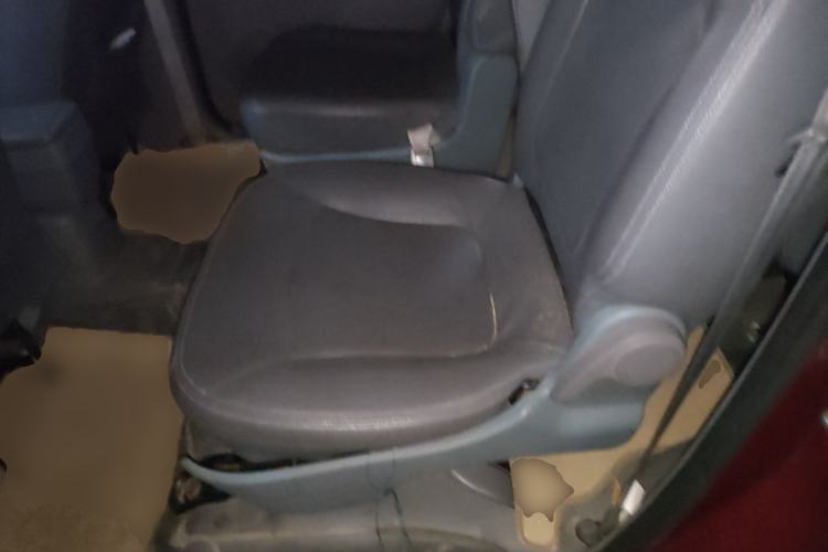 Used BAIC Weiwang M20 2014 1.5L practical type BJ415A Left Rear Seat