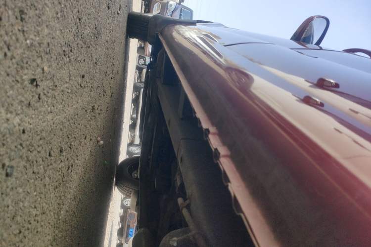 Used BAIC Weiwang M20 2014 1.5L Basic Version DAM15DL Left Side Sill