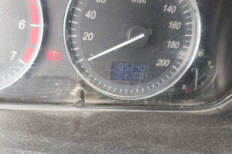 Used BAIC Weiwang M20 2014 1.5L practical type BJ415A Odometer Close Up
