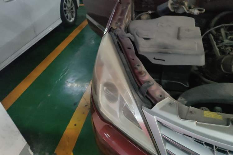 Used BAIC Weiwang M20 2014 1.5L practical type BJ415A Right Front Headlight