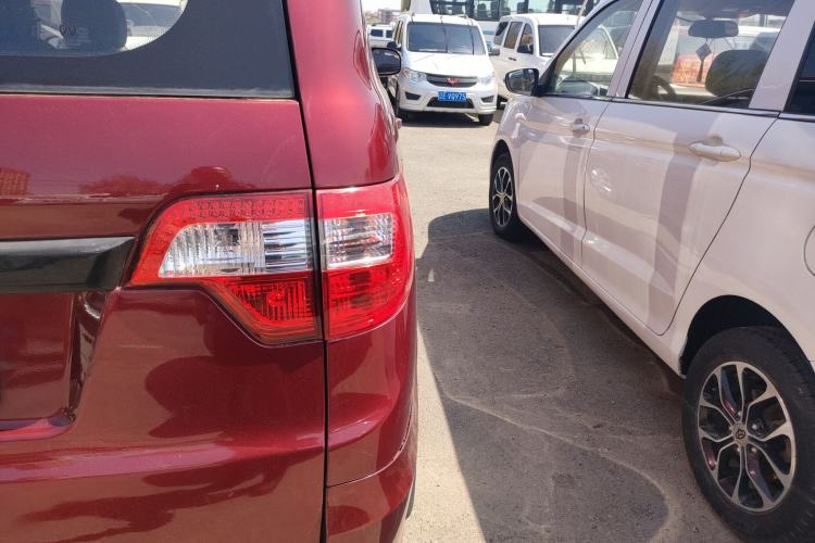Used BAIC Weiwang M20 2014 1.5L Basic Version DAM15DL Right Rear Taillight