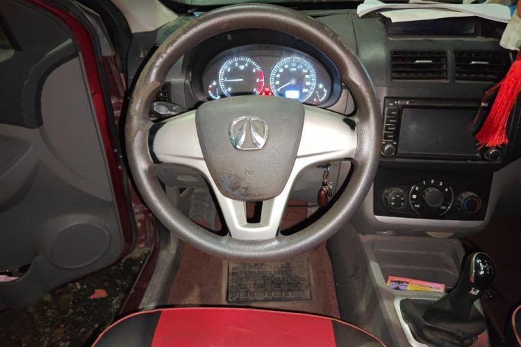 Used BAIC Weiwang M20 2014 1.5L Basic Version DAM15DL Steering Wheel