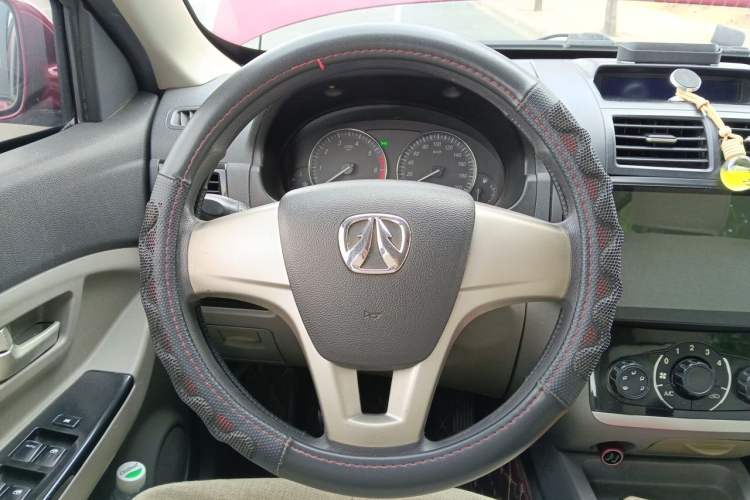 Used BAIC Weiwang M20 2014 1.5L Basic Version DAM15DL Steering Wheel