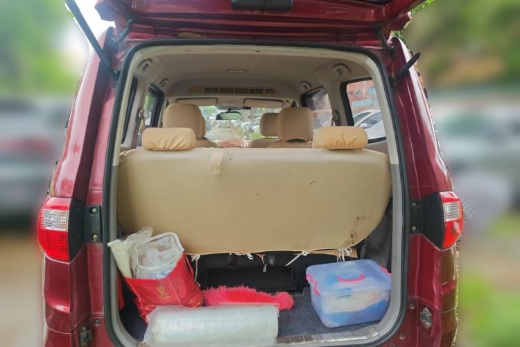 Used BAIC Weiwang M20 2014 1.5L Ultra-Luxury BJ415B Trunk
