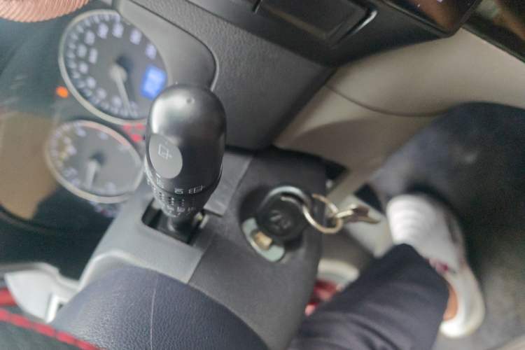 Used BAIC Weiwang M20 2014 1.5L Ultra-Luxury BJ415B Vehicle Key