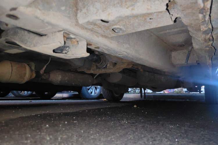 Used BAIC Weiwang M20 2014 1.5L Ultra-Luxury BJ415B Chassis Front Left