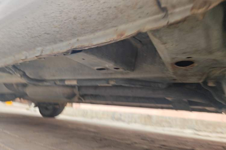 Used BAIC Weiwang M20 2014 1.5L practical type BJ415A Chassis Front Right