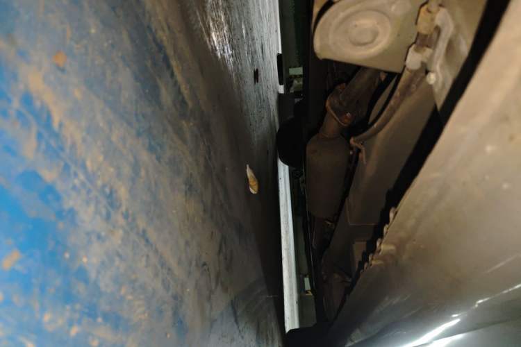 Used BAIC Weiwang M20 2014 1.5L practical type BJ415A Chassis Front Right