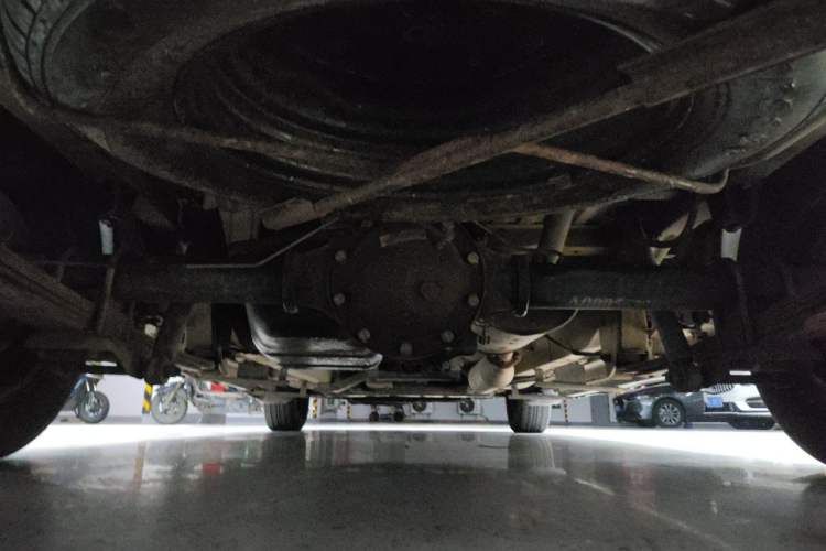 Used BAIC Weiwang M20 2014 1.5L Basic Version DAM15DL Chassis Rear