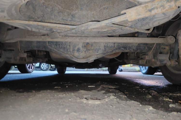 Used BAIC Weiwang M20 2014 1.5L Ultra-Luxury BJ415B Chassis Rear