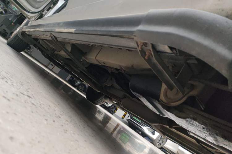 Used BAIC Weiwang M20 2014 1.5L Basic Version DAM15DL Chassis Rear Left