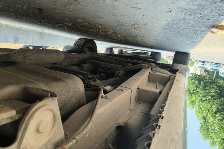 Used BAIC Weiwang M20 2014 1.5L practical type BJ415A Chassis Rear Left