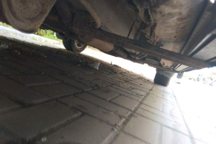 Used BAIC Weiwang M20 2014 1.5L practical type BJ415A Chassis Rear Right