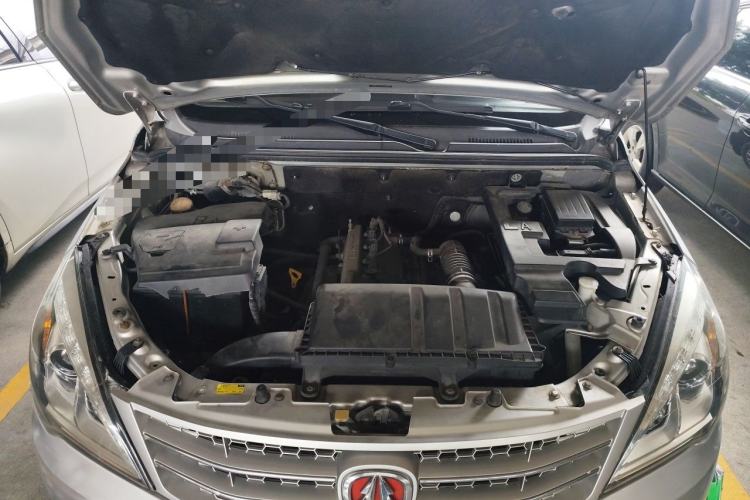 Used BAIC Weiwang M20 2014 1.5L Luxury Version BJ415B Engine Bay