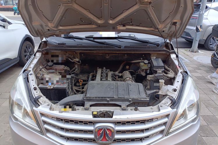 Used BAIC Weiwang M20 2014 1.5L Basic Version BJ415B Engine Bay