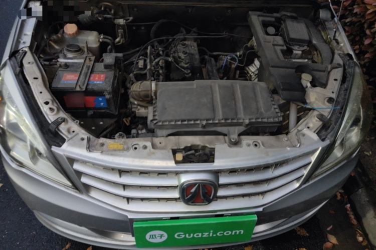 Used BAIC Weiwang M20 2014 1.5L practical type BJ415A Engine Bay