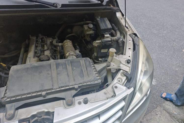 Used BAIC Weiwang M20 2014 1.5L Comfort Version BJ415B Engine Bay Left