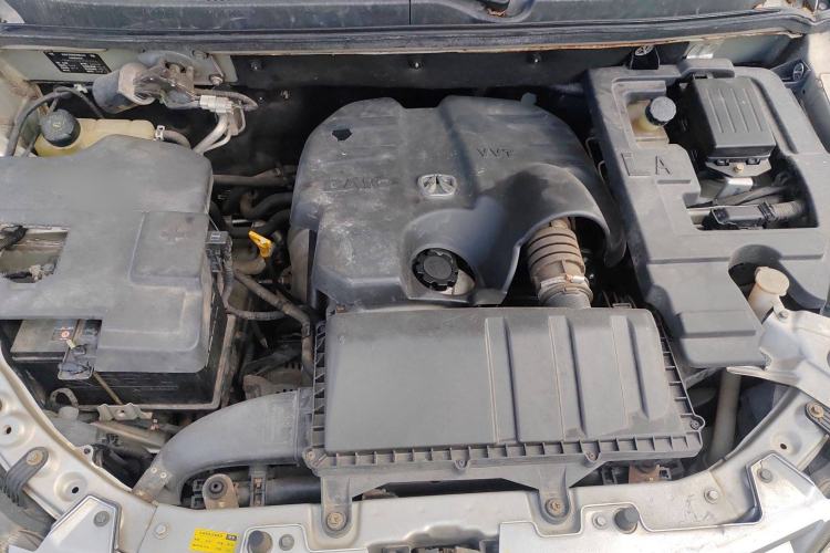 Used BAIC Weiwang M20 2014 1.5L Comfort Version BJ415B Engine Bay