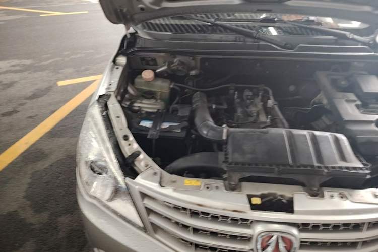 Used BAIC Weiwang M20 2014 1.5L Basic Version DAM15DL Engine Bay Right