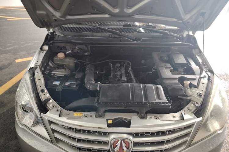 Used BAIC Weiwang M20 2014 1.5L Basic Version DAM15DL Engine Bay