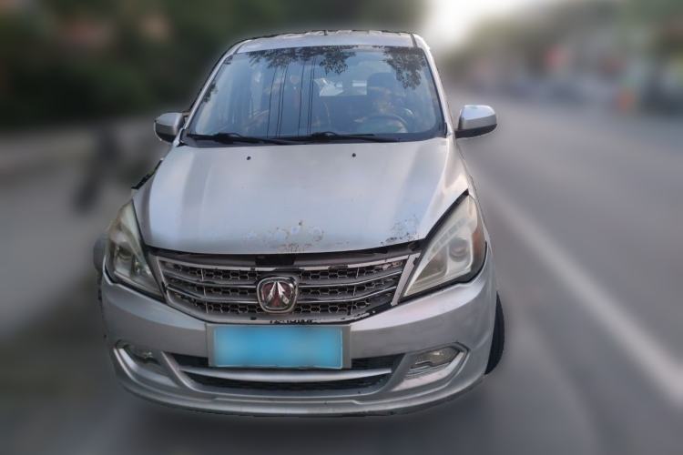 Used BAIC Weiwang M20 2014 1.5L practical type BJ415A Front