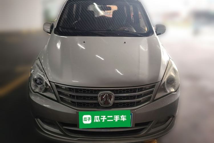 Used BAIC Weiwang M20 2014 1.5L Basic Version DAM15DL Front